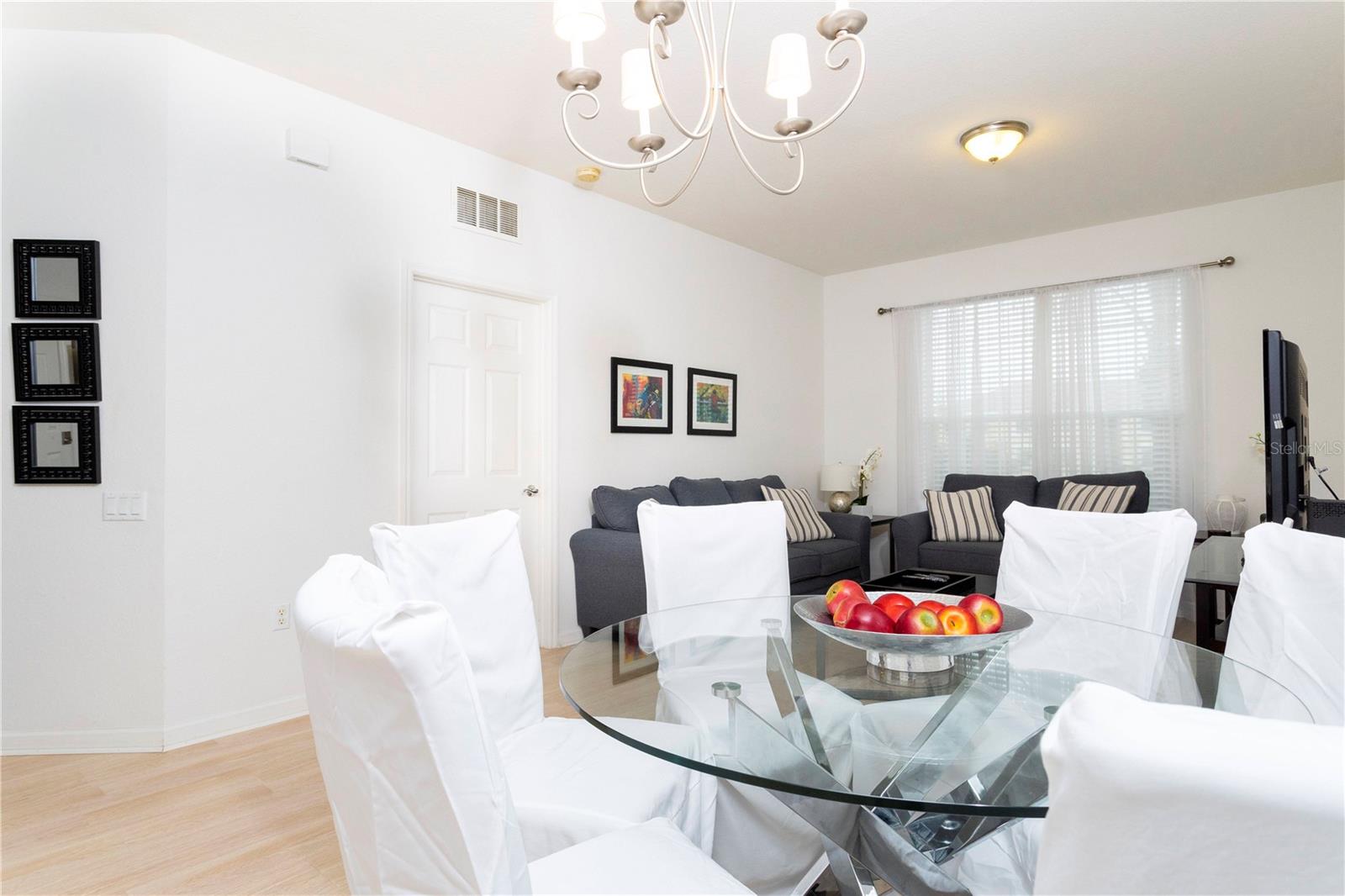 VISTA CAY AT HARBOR SQUARE CONDO PH 8 - Residential