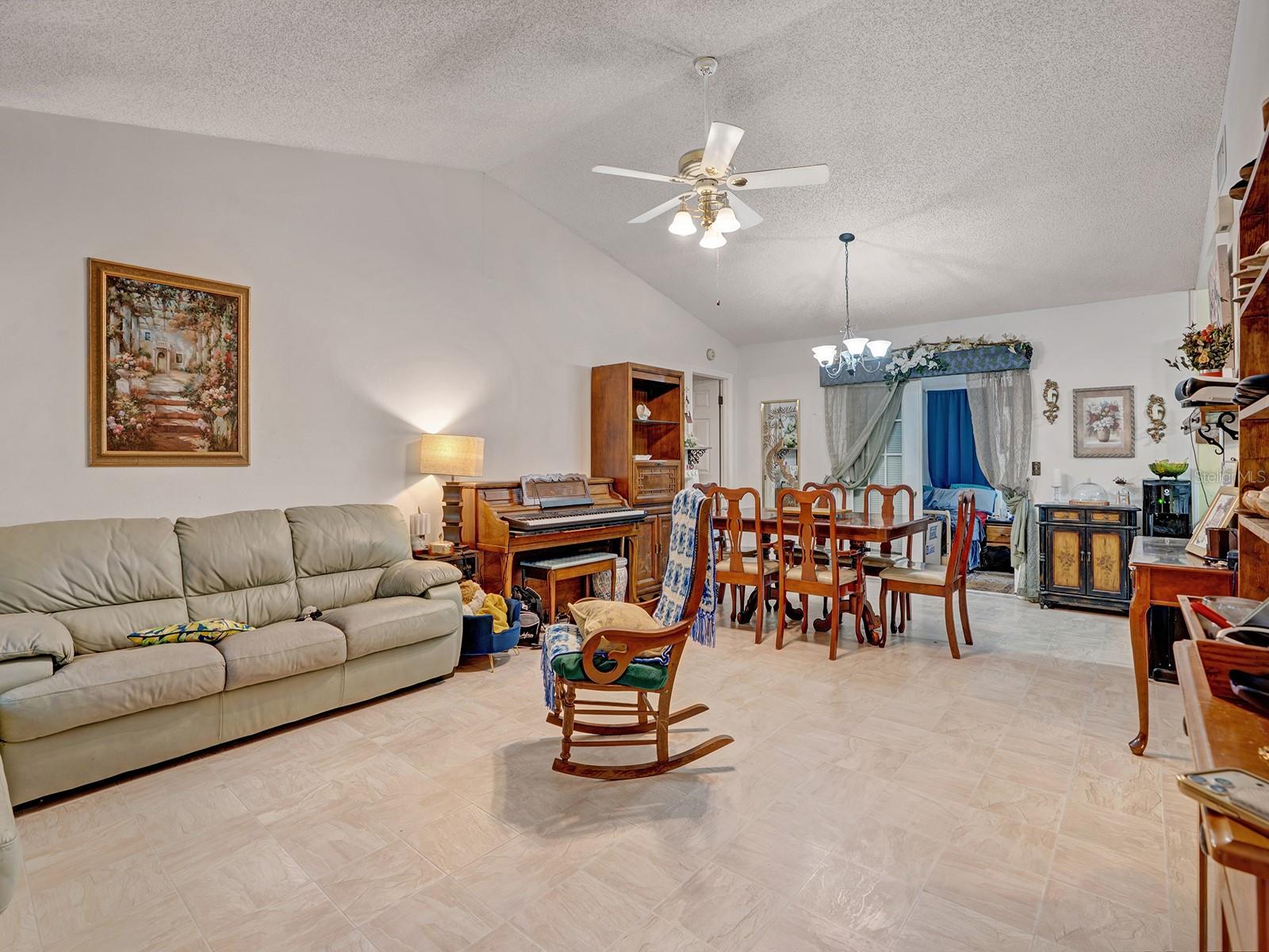 10227 GIFFORD DRIVE