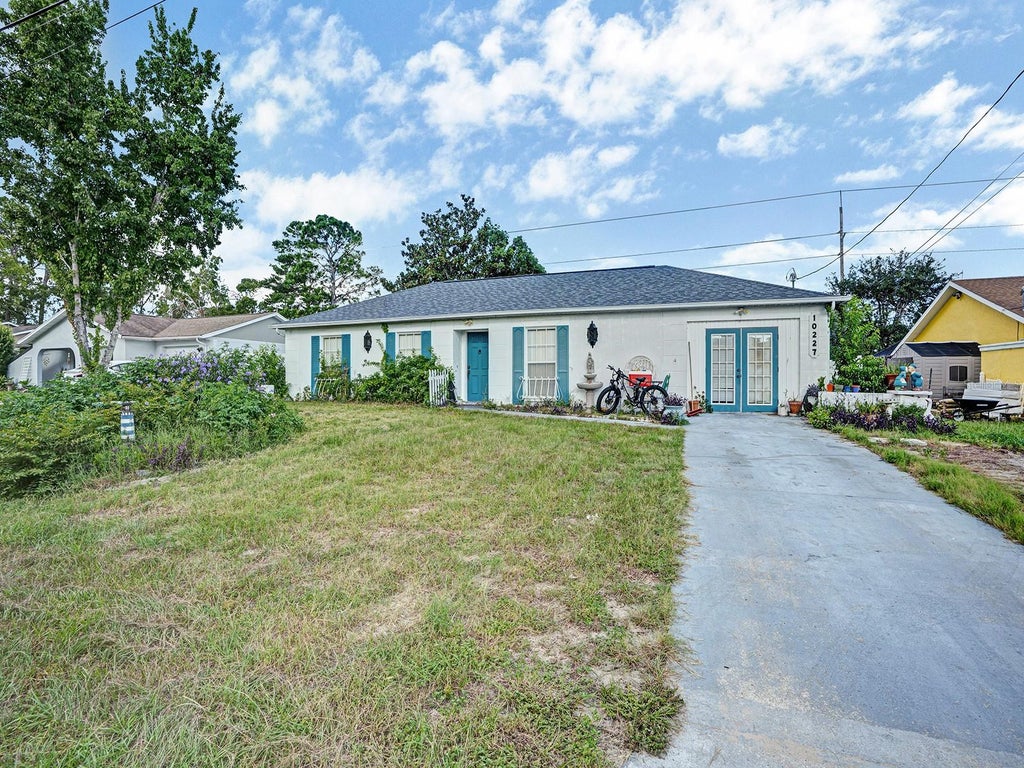 Photo of 10227 Gifford Drive, Spring Hill, FL 34608 (MLS # TB8540254)