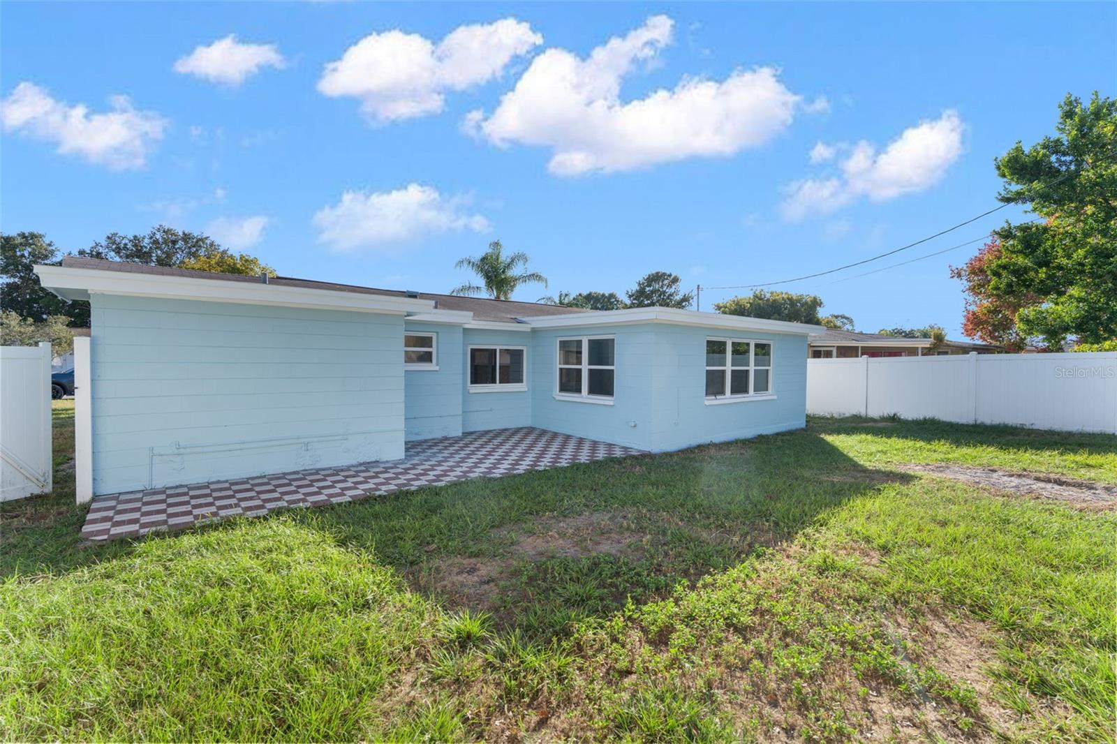 BEACON SQUARE - Residential