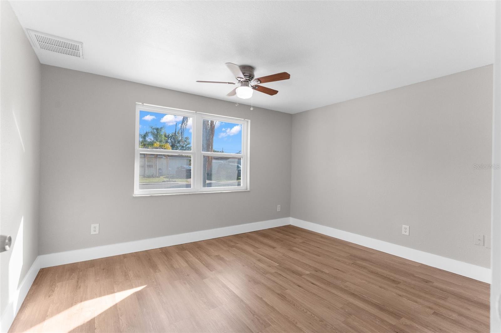 BEACON SQUARE - Residential