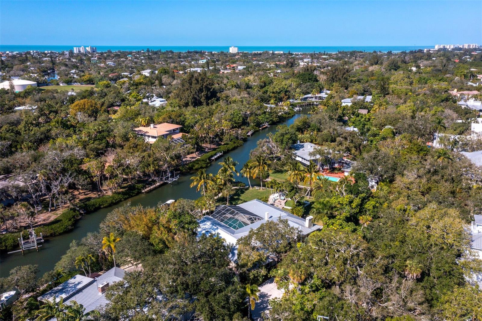 HIDDEN HARBOR - Residential