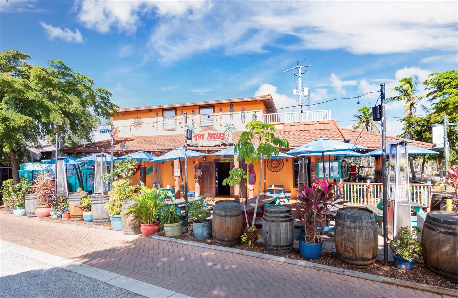 HIDDEN HARBOR - Residential