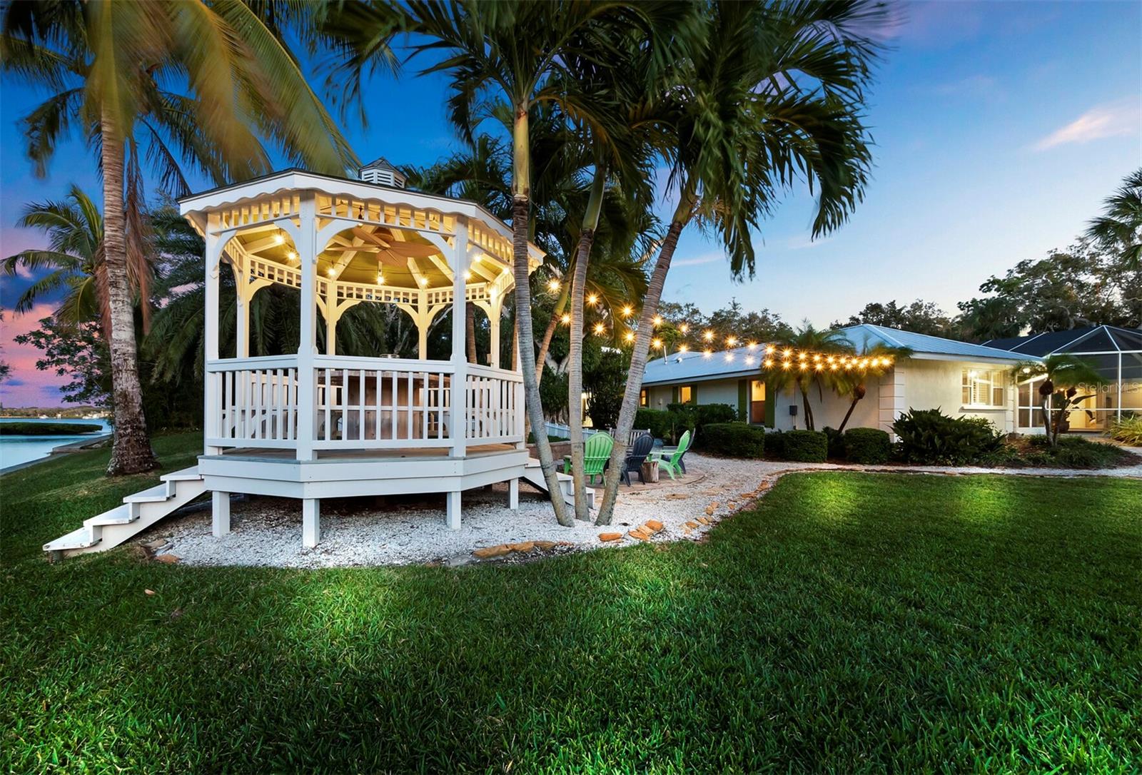 HIDDEN HARBOR - Residential