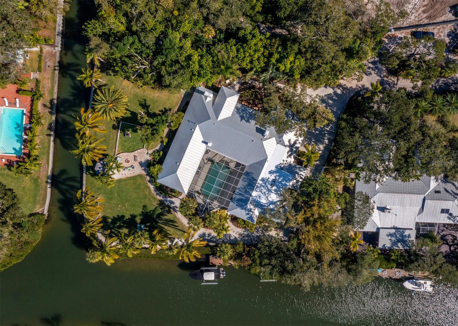 HIDDEN HARBOR - Residential