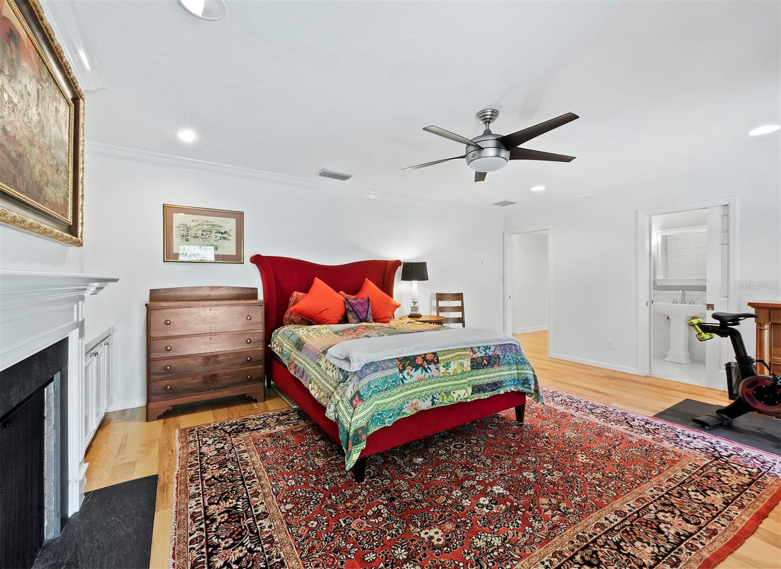 HIDDEN HARBOR - Residential