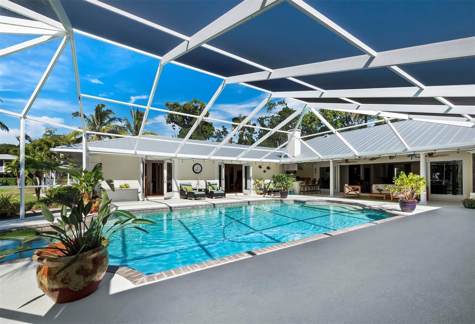 HIDDEN HARBOR - Residential