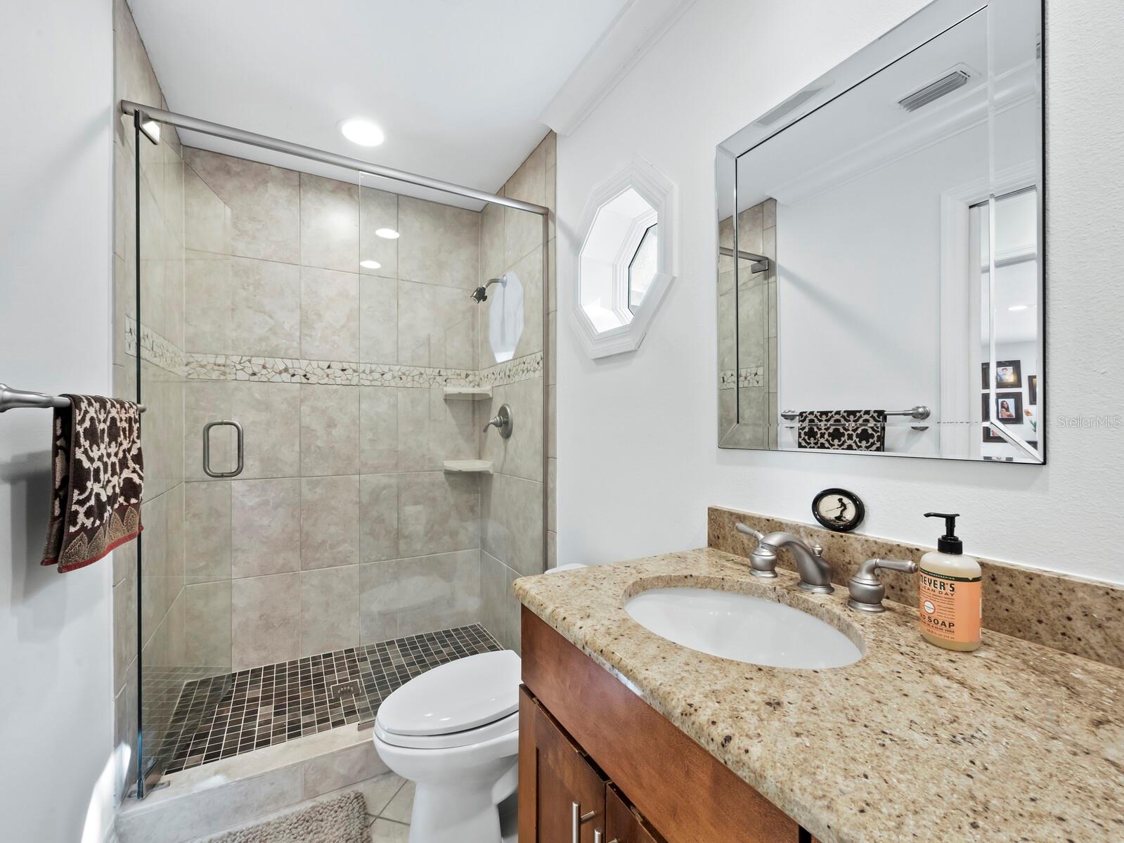 HIDDEN HARBOR - Residential