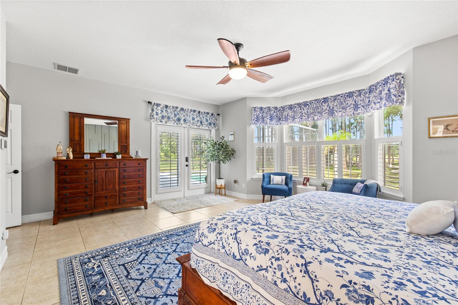 GROVELAND FARMS 17-23-25 - Residential