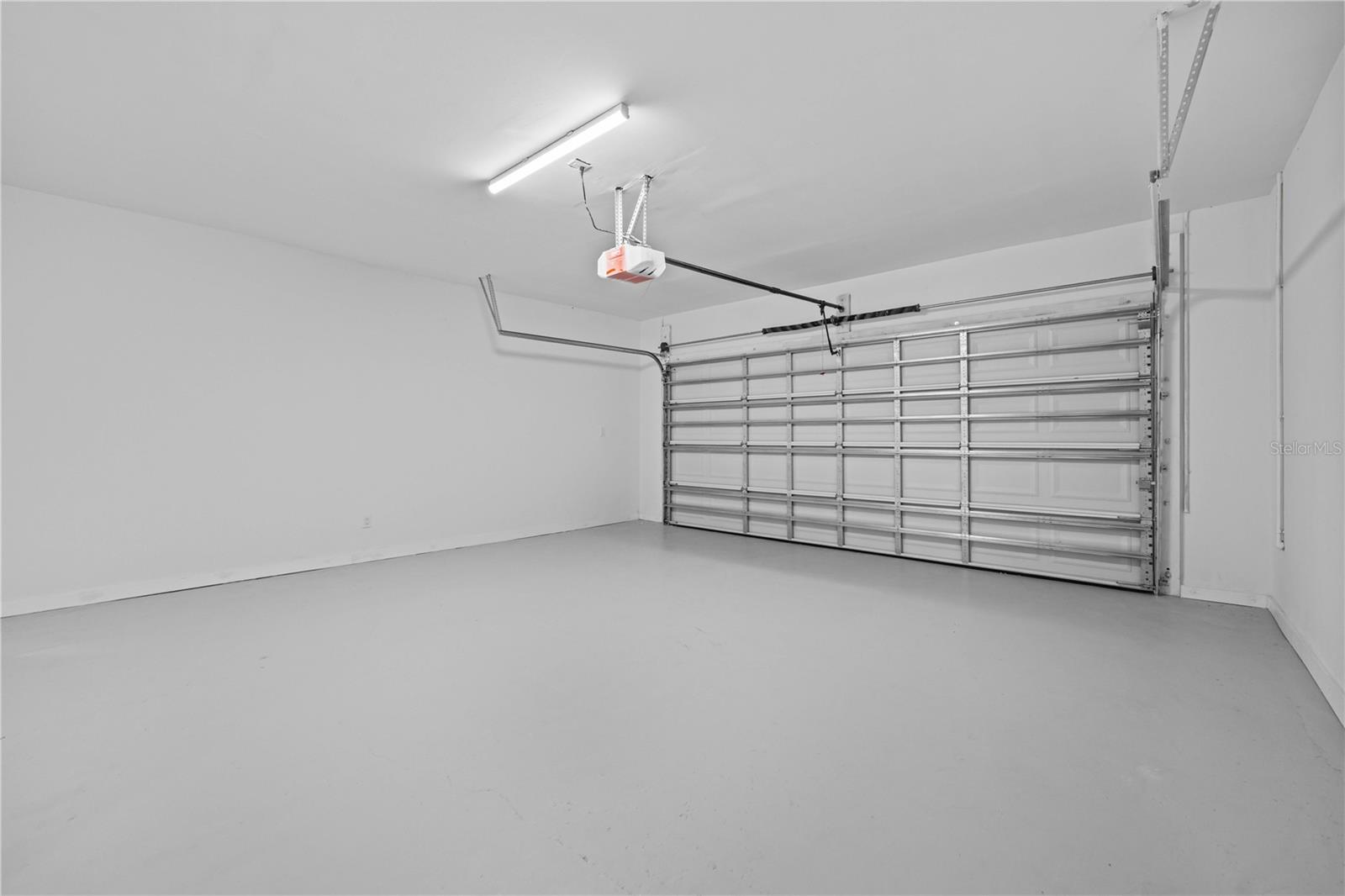 VILLA PASS ONX HOMES - Residential