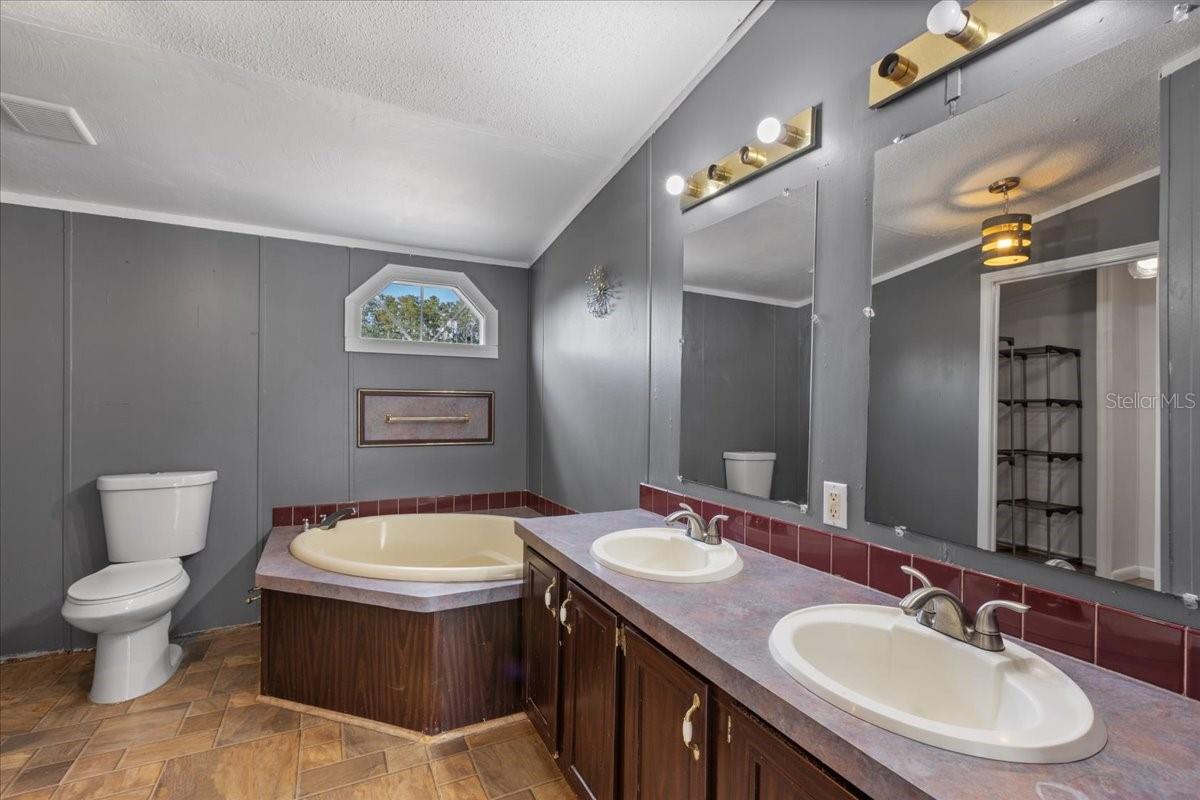 NOT IN A SUBDIVISION - Residential