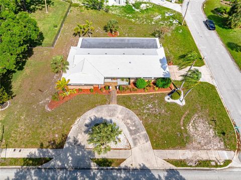 A home in SARASOTA