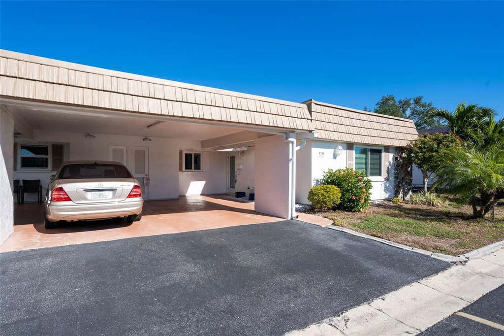 Photo of 2305 Riverbluff Parkway #V256, Sarasota, FL 34231 (MLS # A4698931)