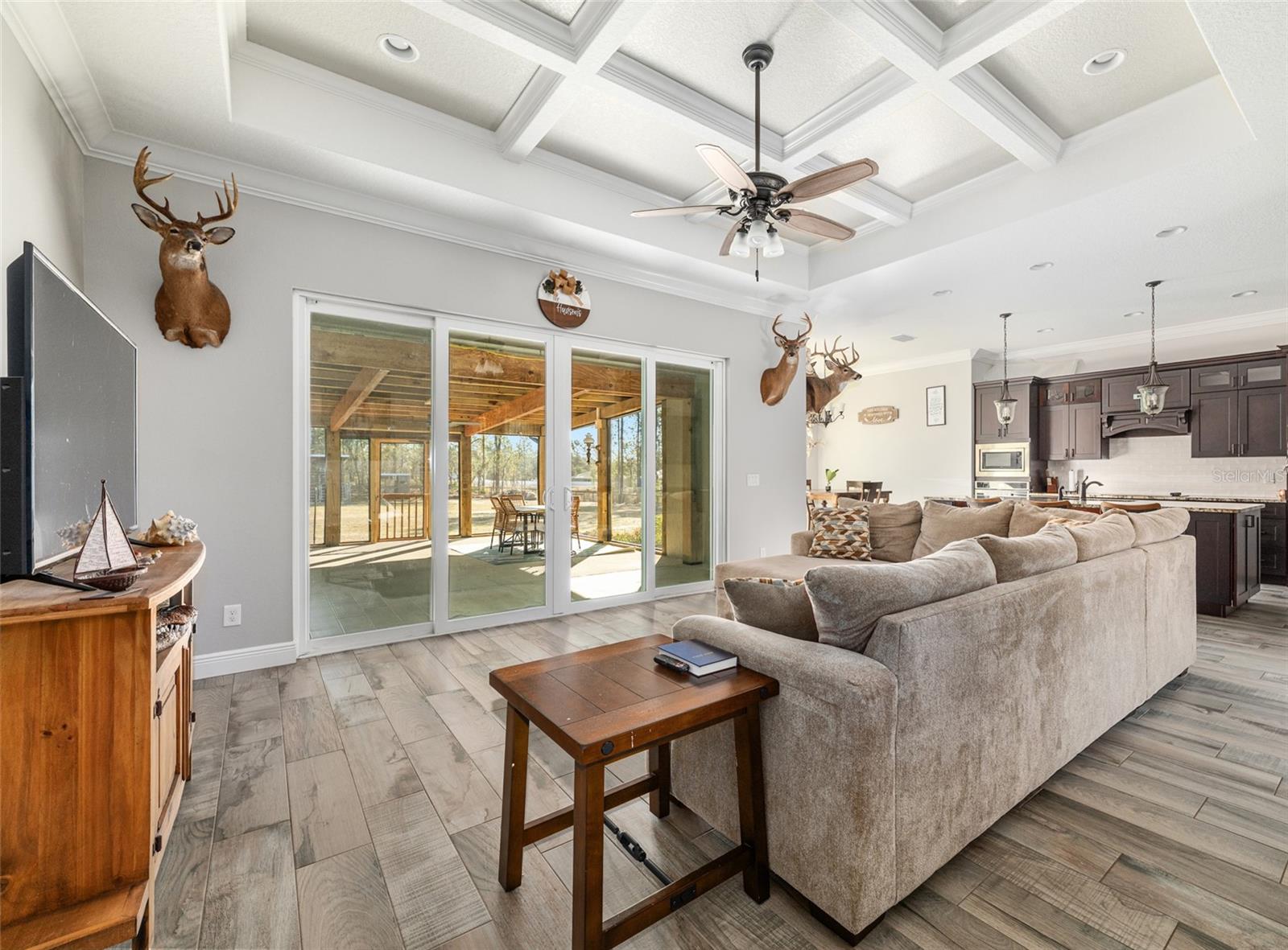 ROLLING HILLS UN 01 - Residential