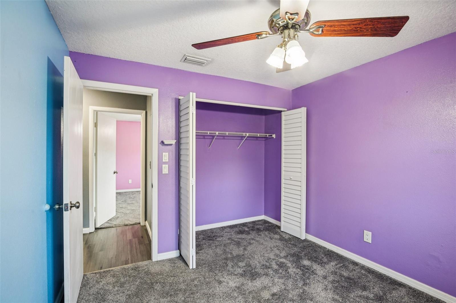 HILLTOP GROVES ESTATES - Residential