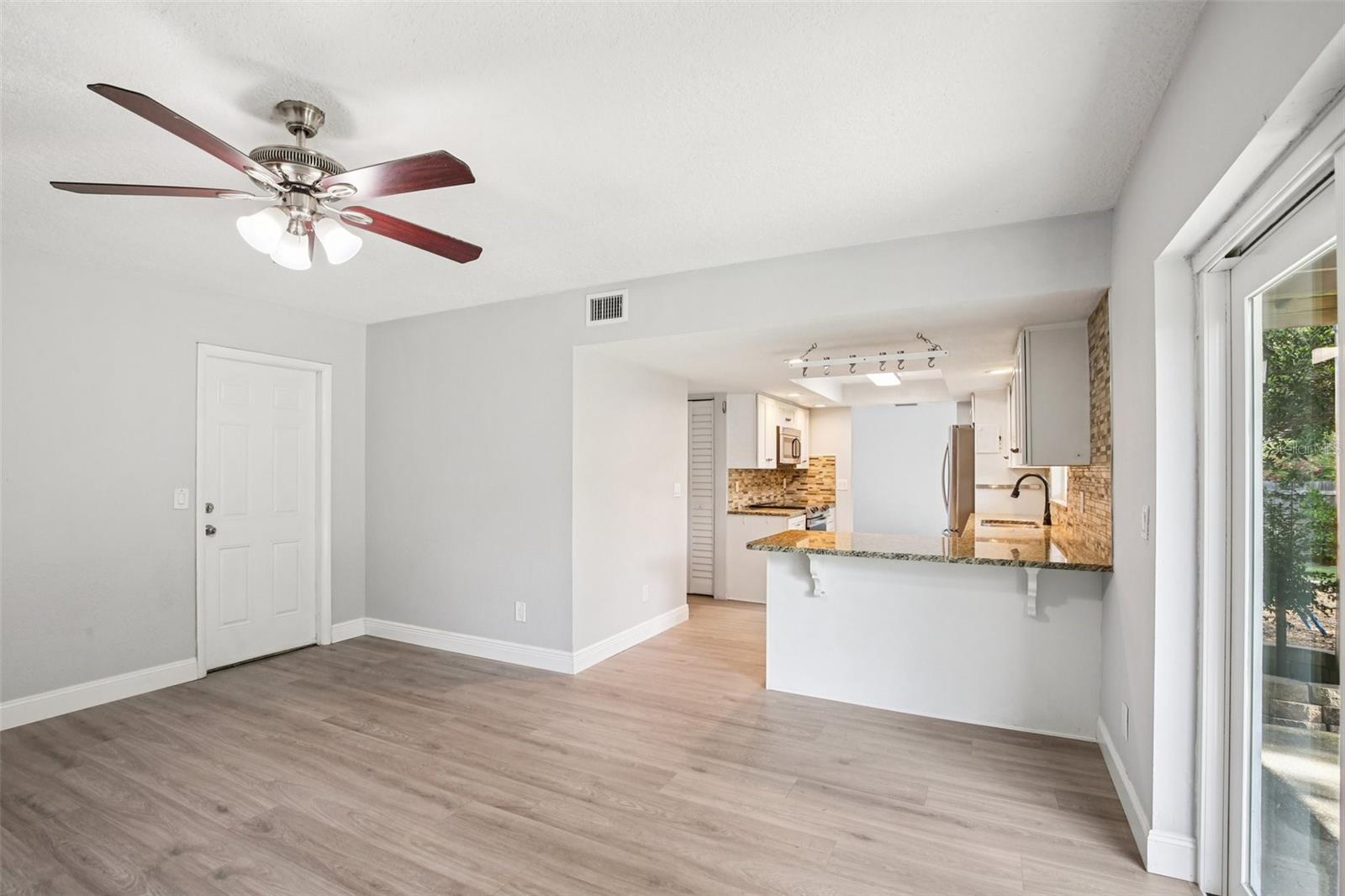 HILLTOP GROVES ESTATES - Residential