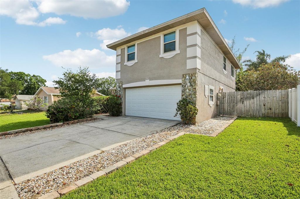 Photo of 2589 Knoll Street W, Palm Harbor, FL 34683 (MLS # TB8493973)