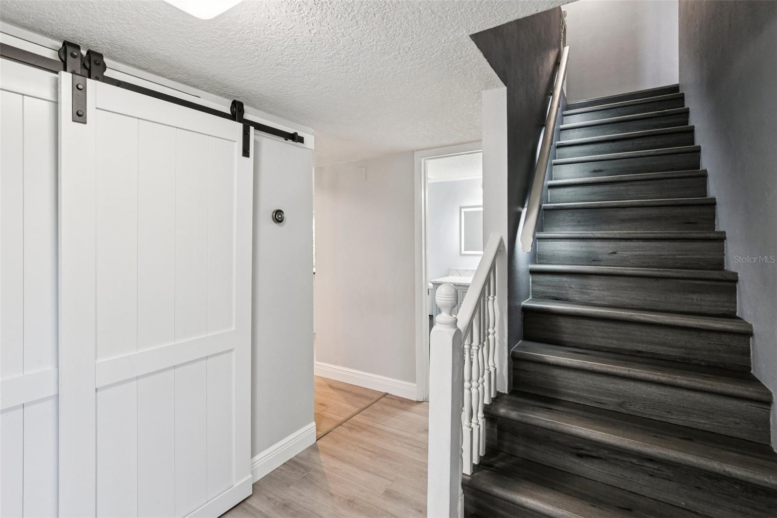 HILLTOP GROVES ESTATES - Residential