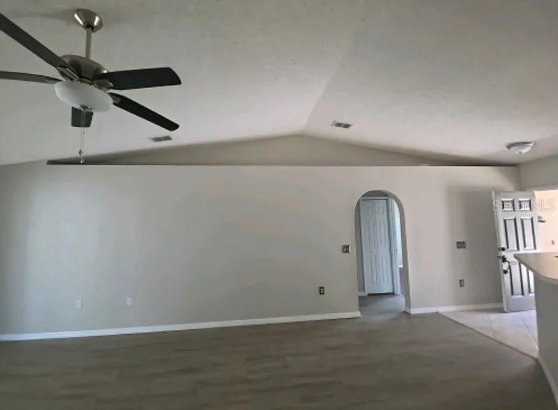 KINGS LAKE PH 2B - Residential Lease