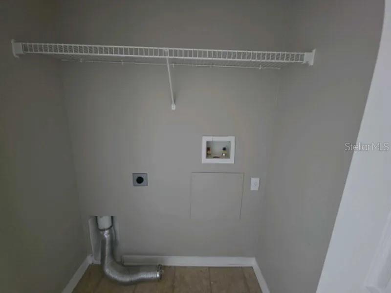 KINGS LAKE PH 2B - Residential Lease