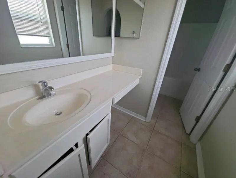 KINGS LAKE PH 2B - Residential Lease