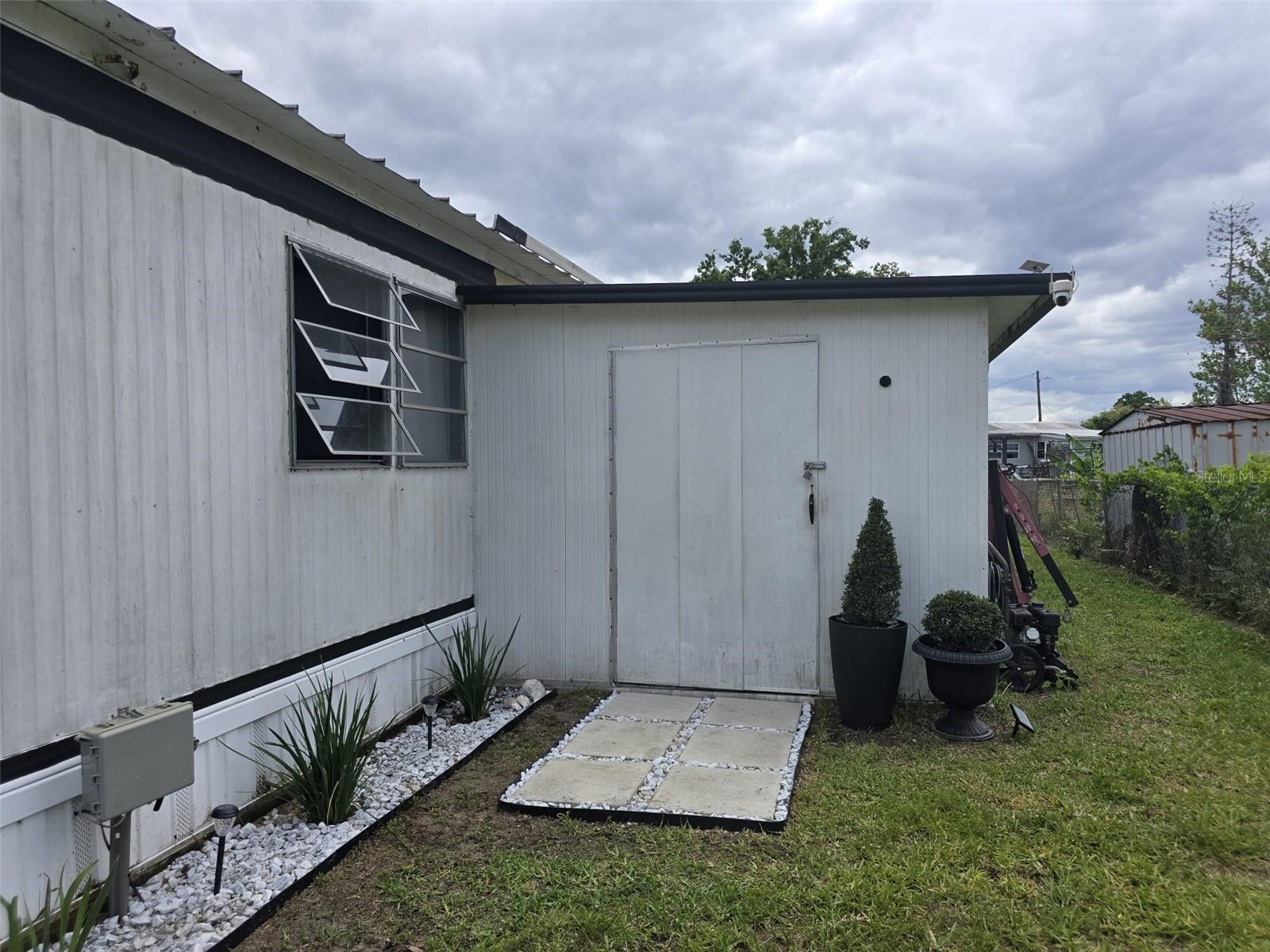 NOT IN A SUBDIVISION - Residential