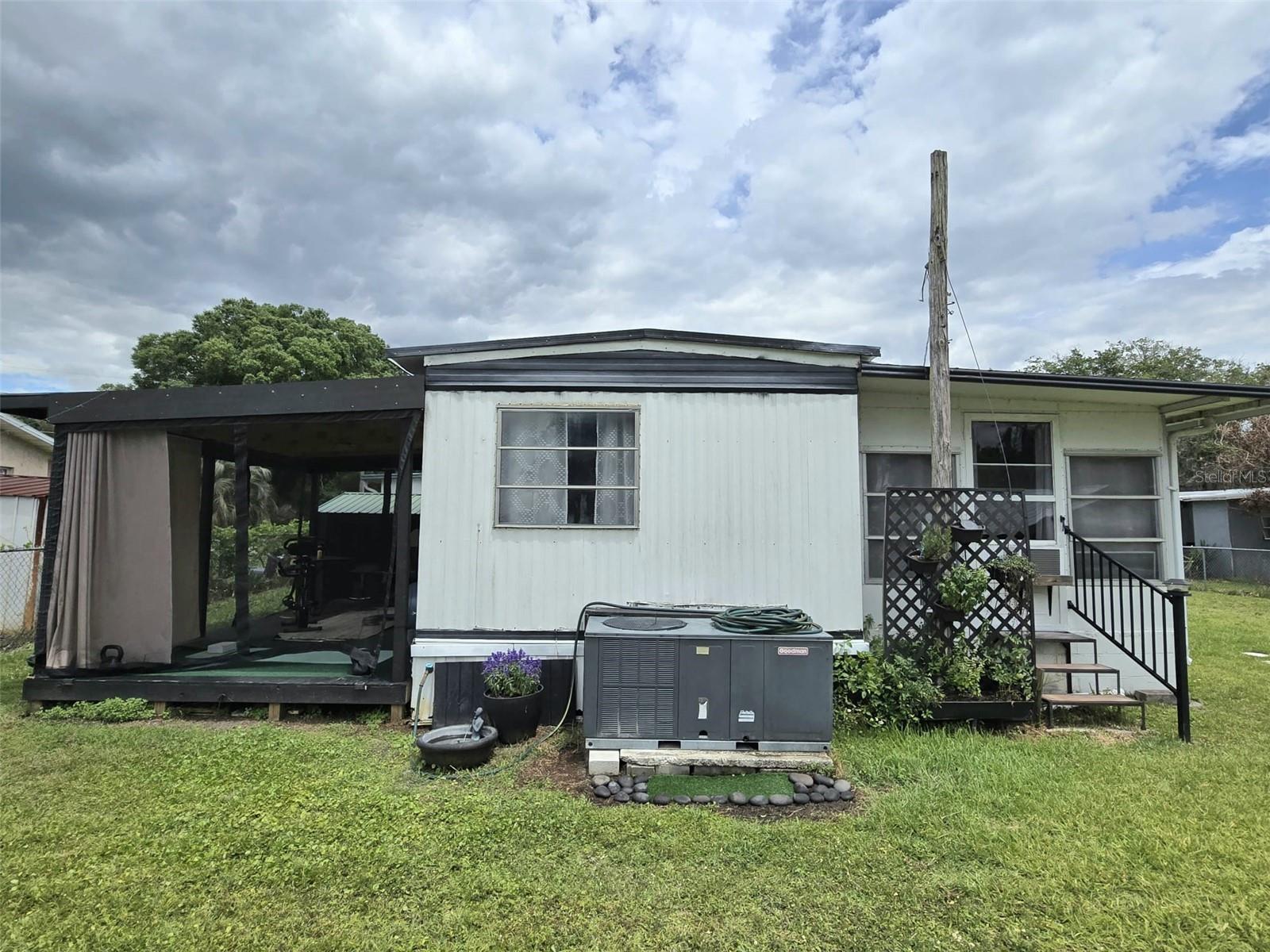 NOT IN A SUBDIVISION - Residential