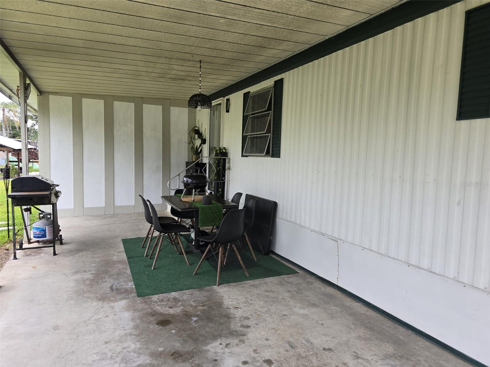 NOT IN A SUBDIVISION - Residential