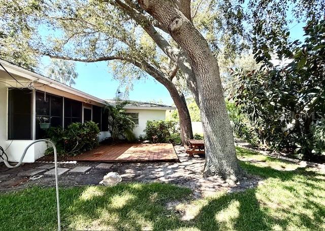 10821 HAMMOCK DRIVE
