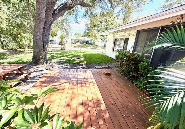 10821 HAMMOCK DRIVE
