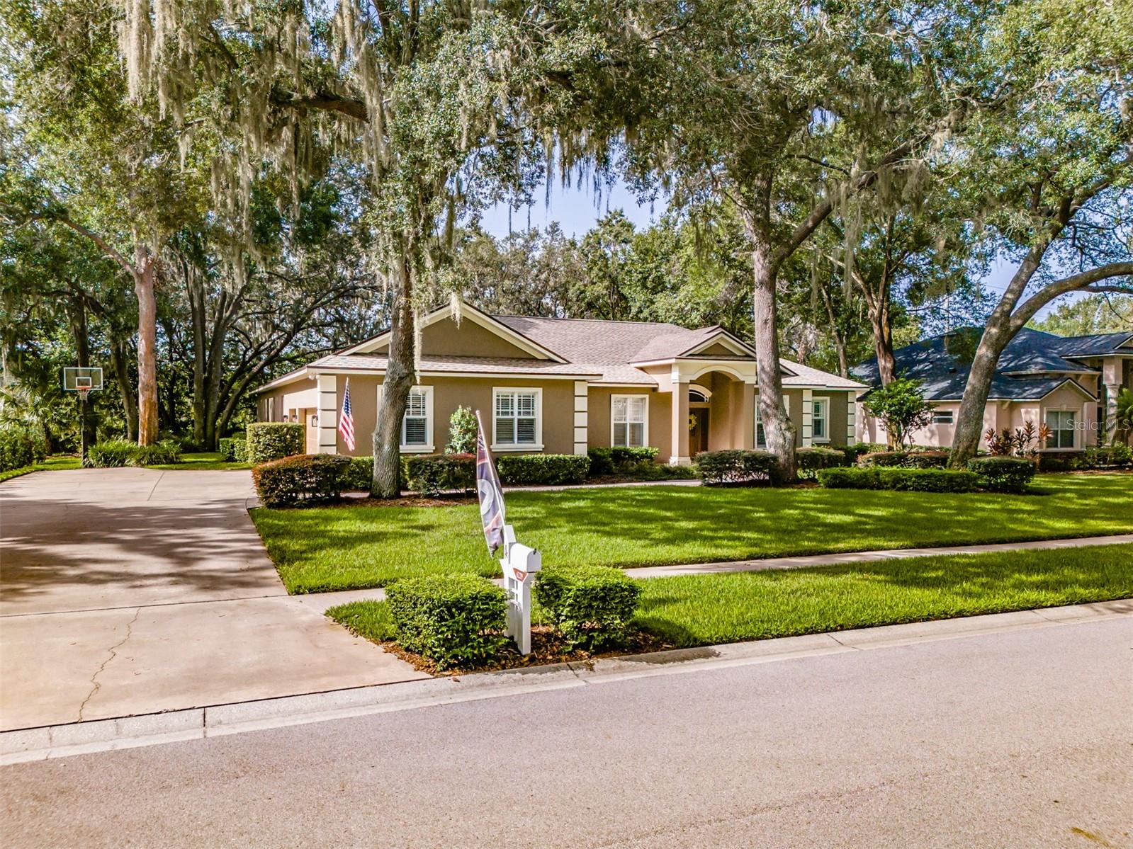 FISH HAWK TRAILS UNIT 4 PH - Residential