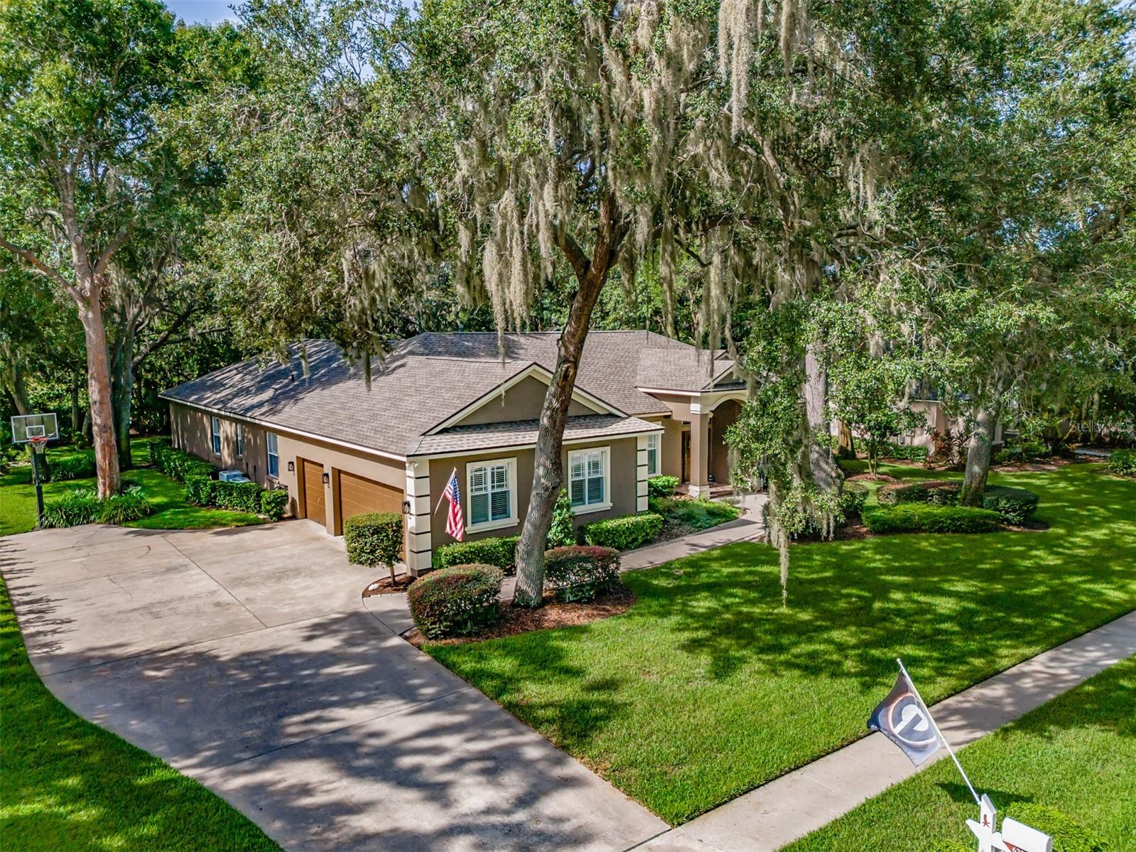 FISH HAWK TRAILS UNIT 4 PH - Residential