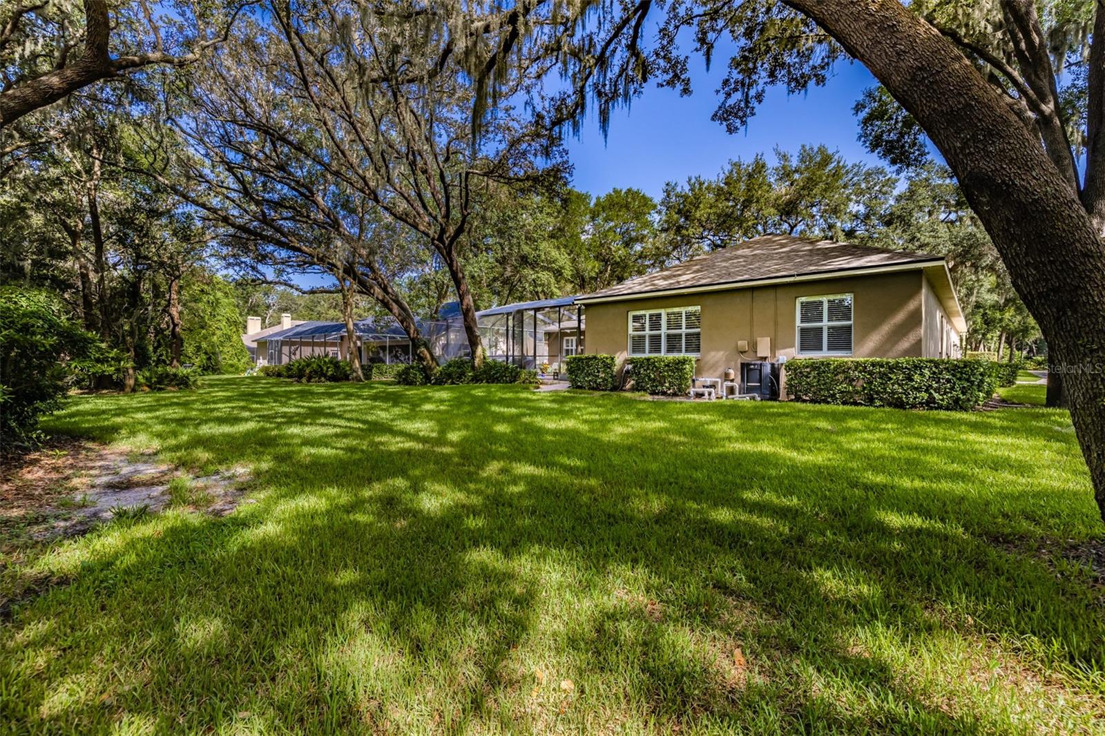 FISH HAWK TRAILS UNIT 4 PH - Residential