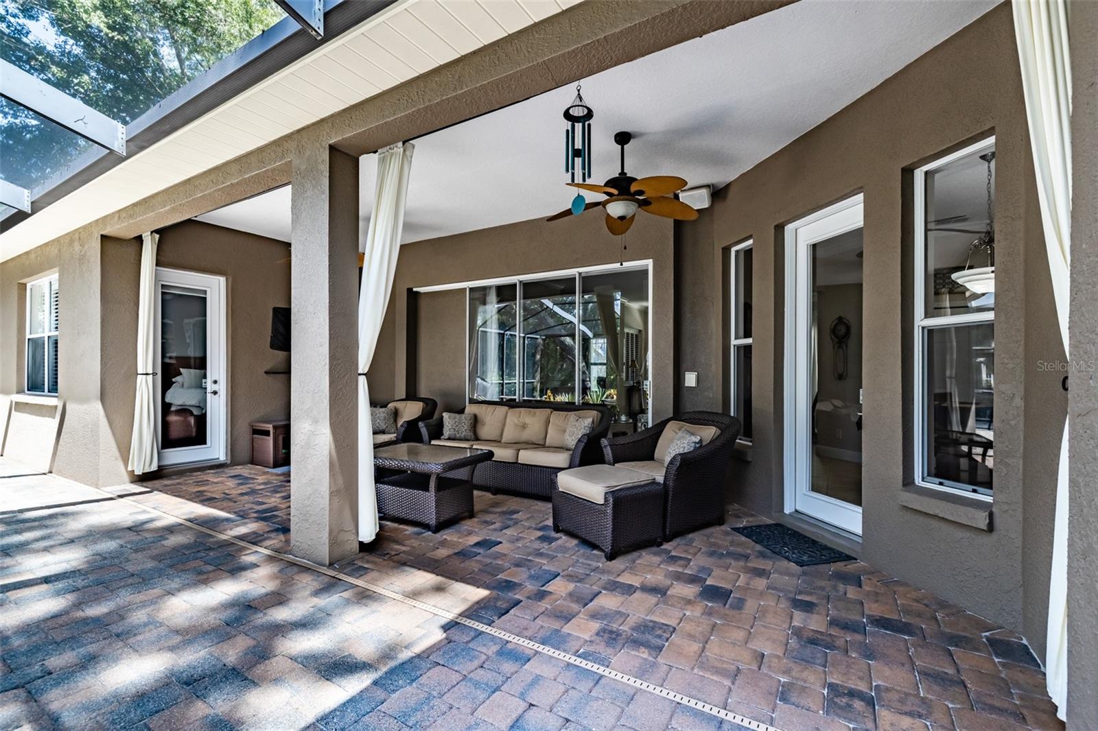 FISH HAWK TRAILS UNIT 4 PH - Residential