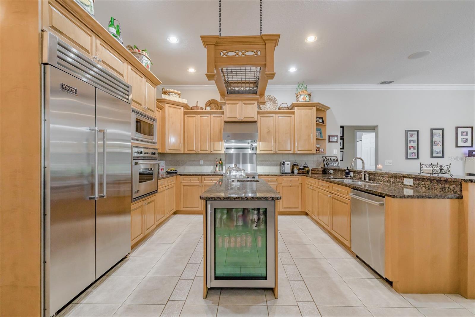 FISH HAWK TRAILS UNIT 4 PH - Residential