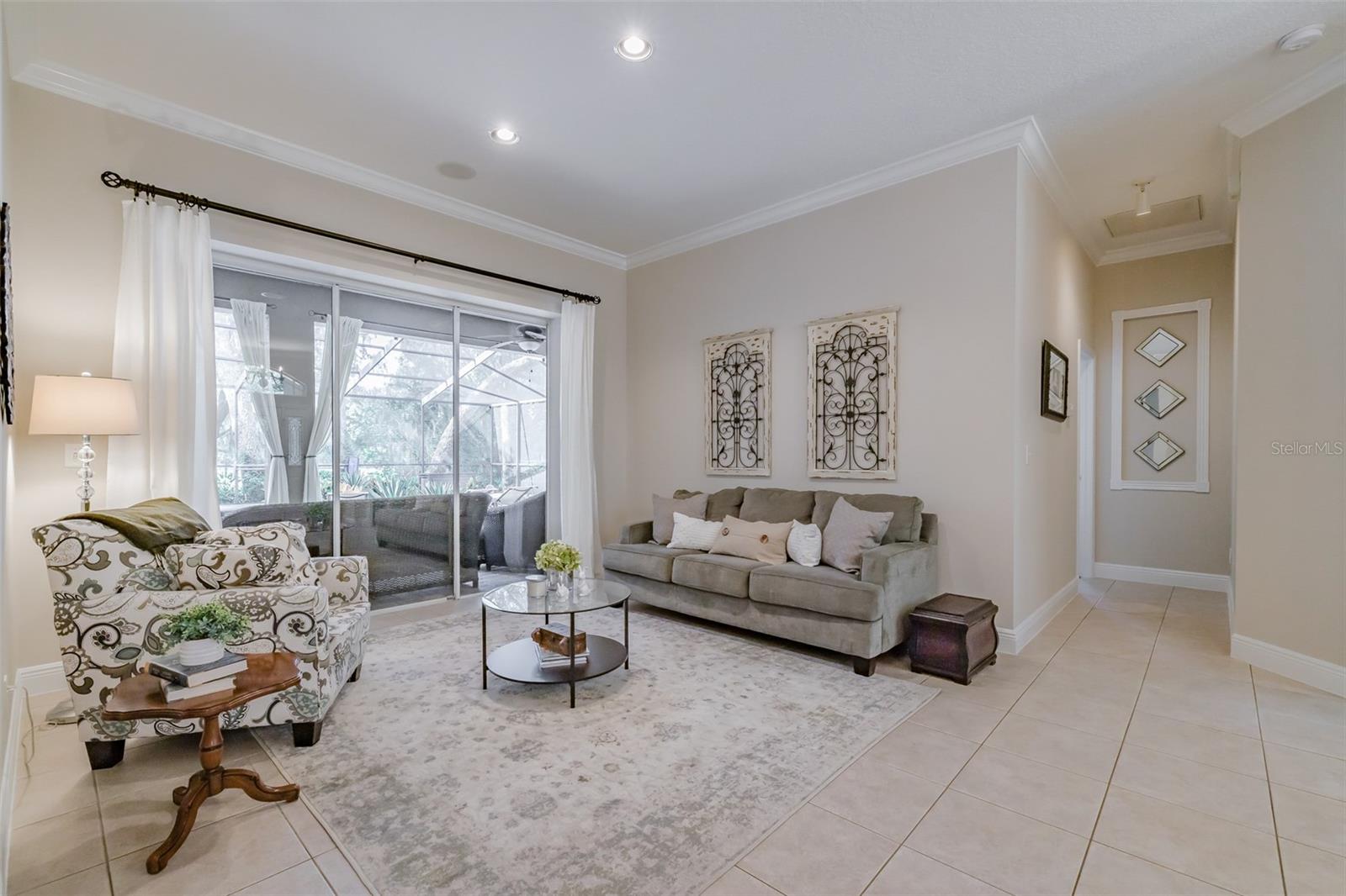 FISH HAWK TRAILS UNIT 4 PH - Residential