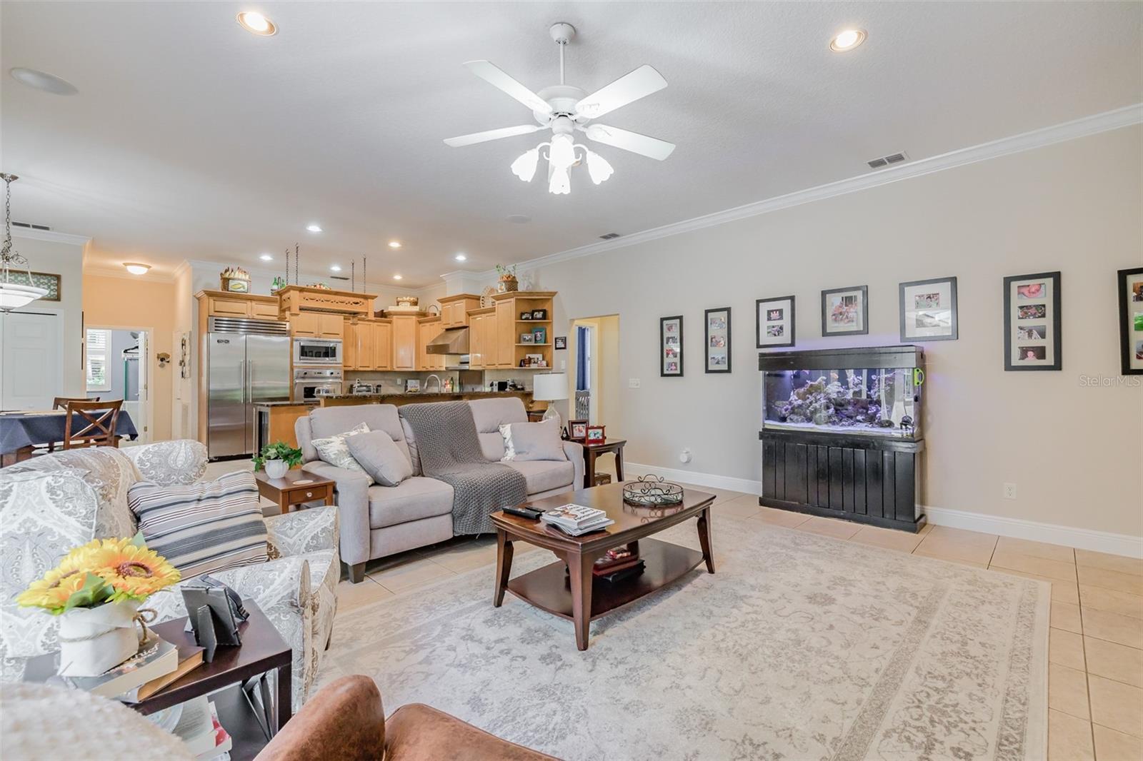 FISH HAWK TRAILS UNIT 4 PH - Residential