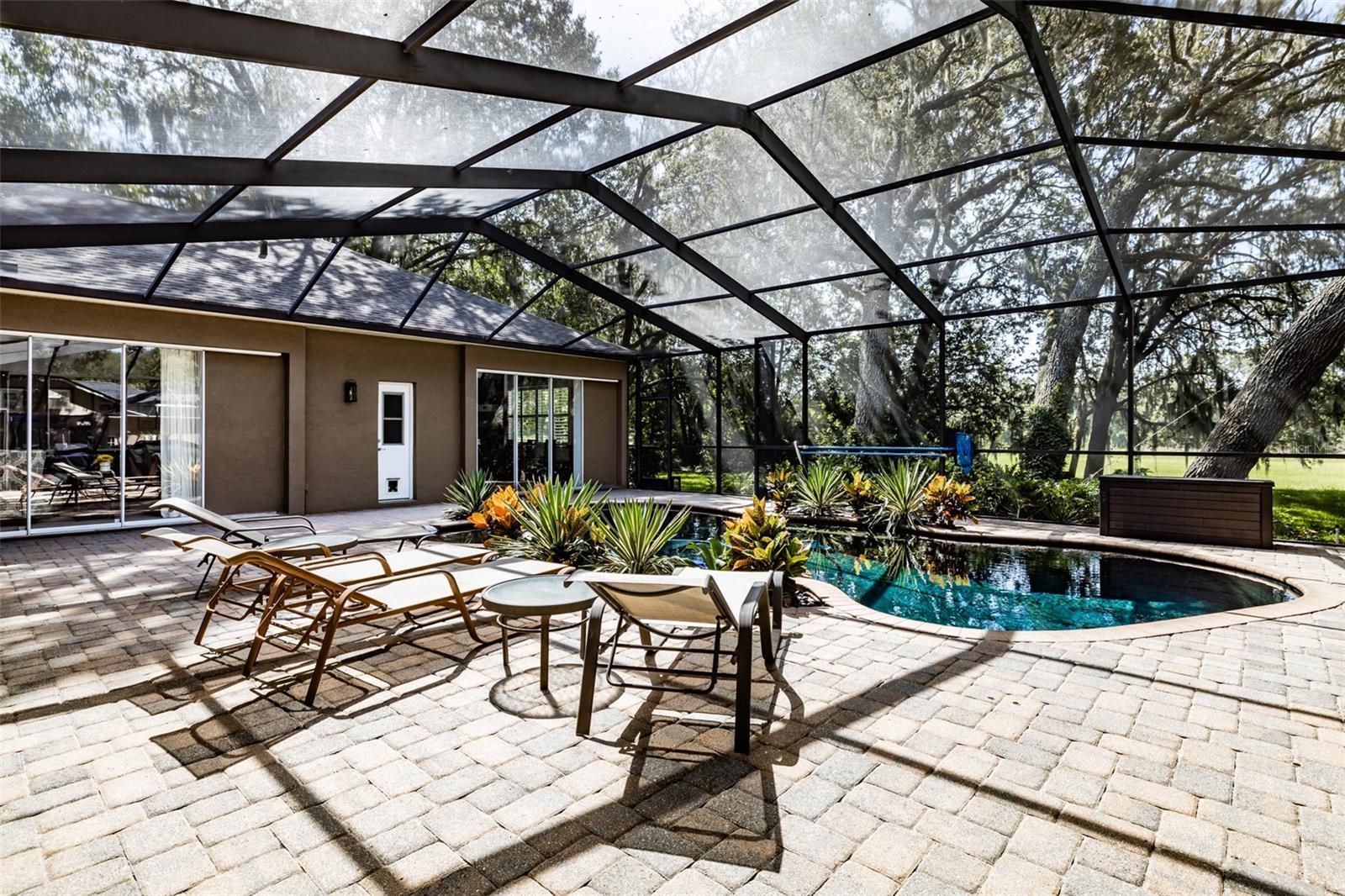 FISH HAWK TRAILS UNIT 4 PH - Residential