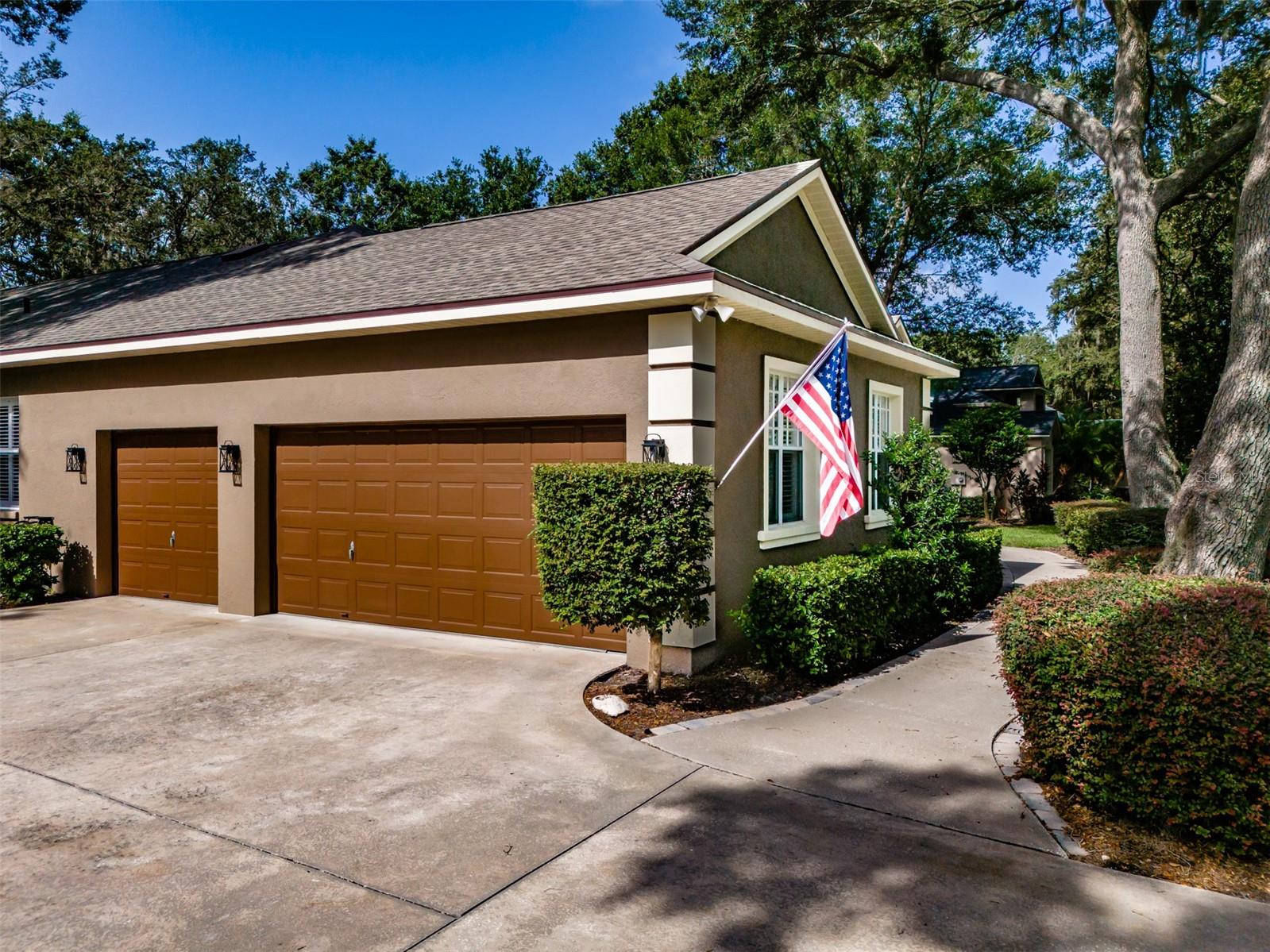 FISH HAWK TRAILS UNIT 4 PH - Residential