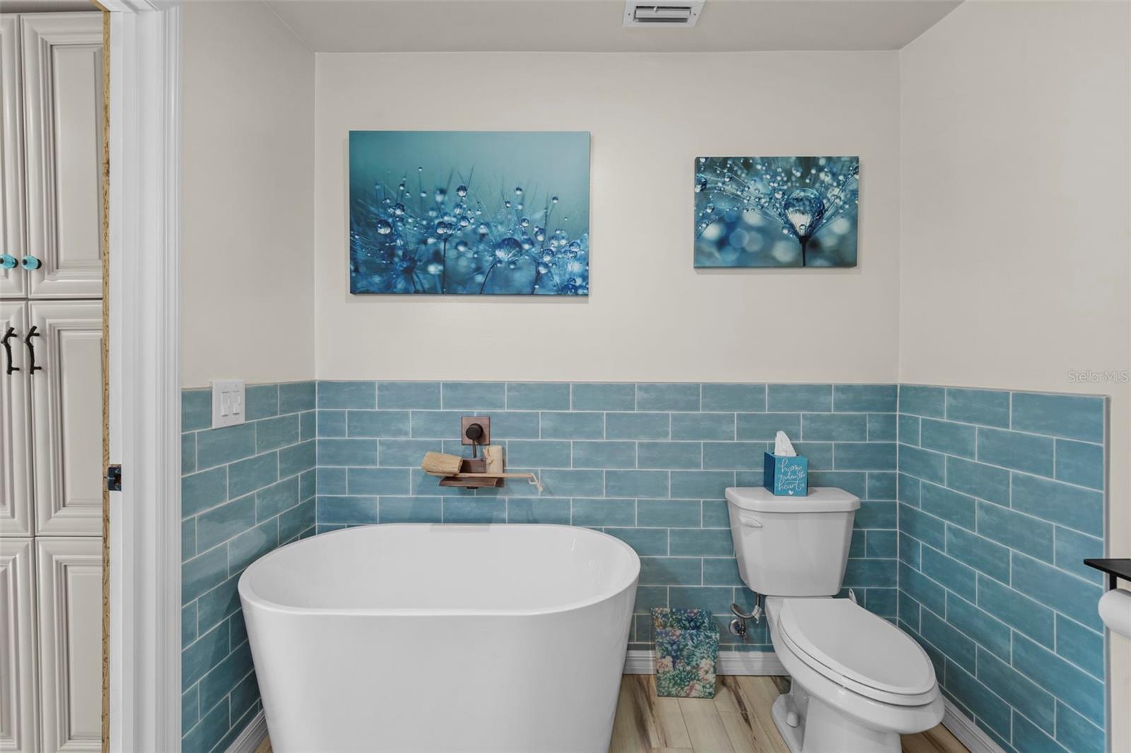 TUCKERS SUB - Residential