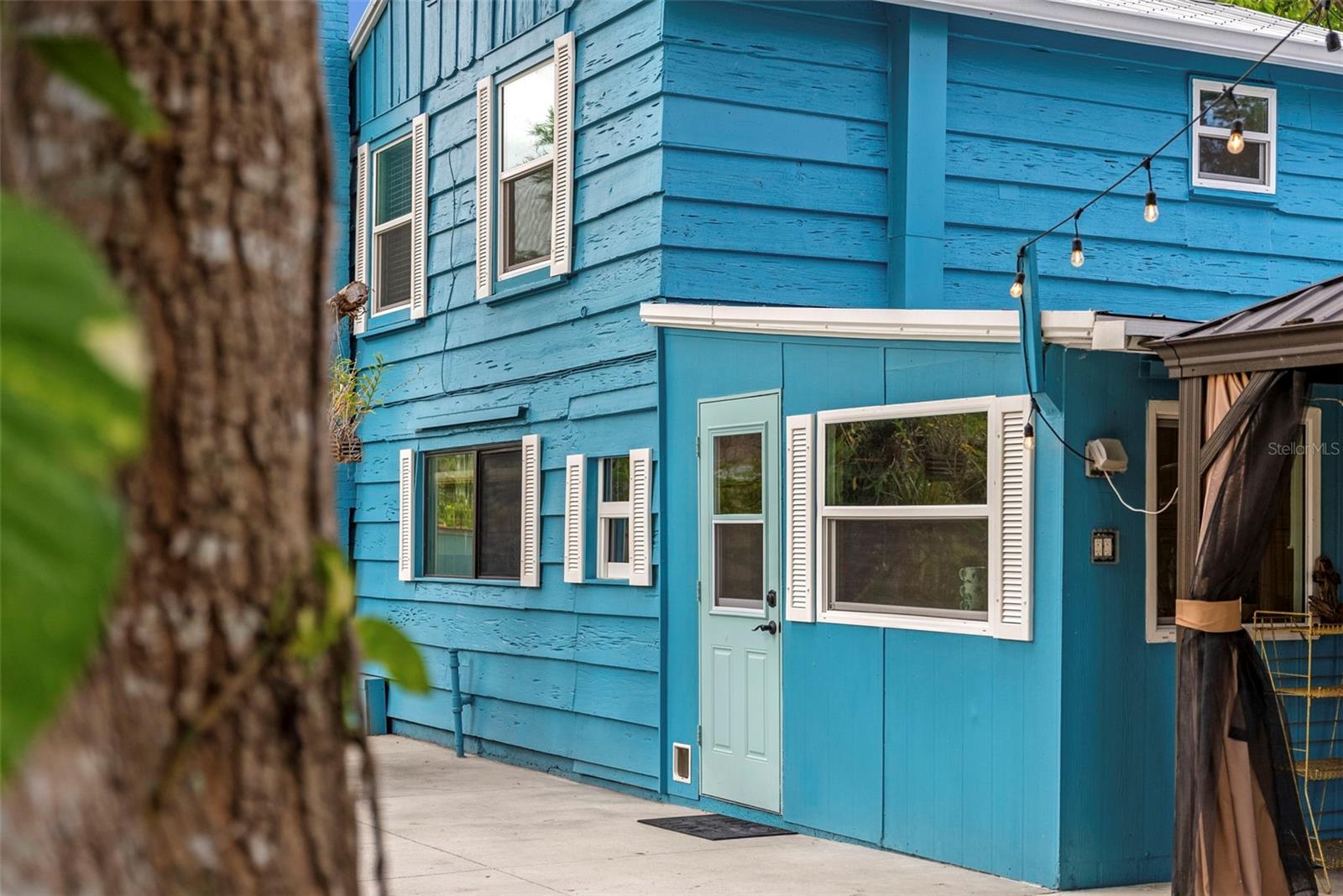 TUCKERS SUB - Residential