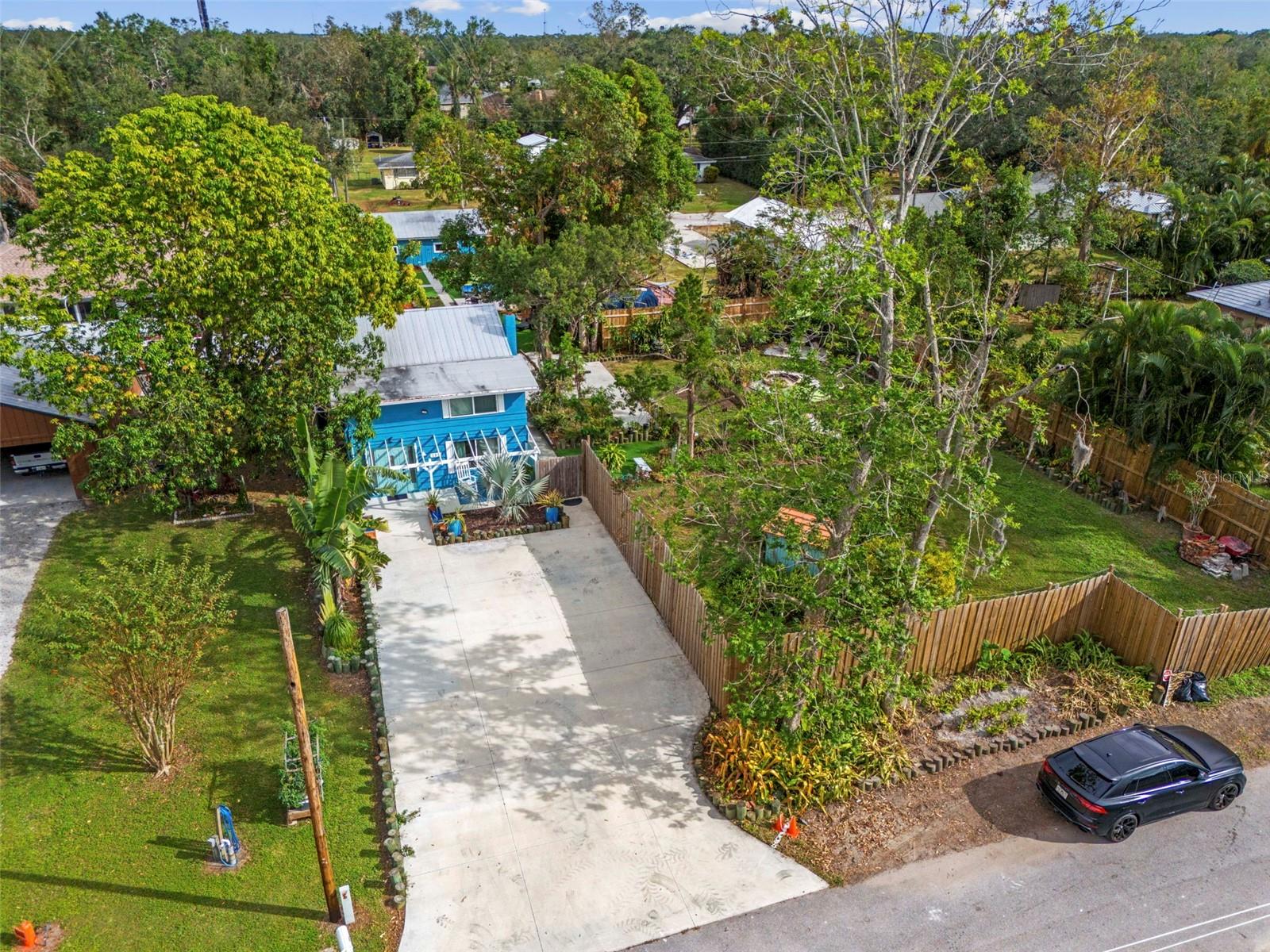 TUCKERS SUB - Residential