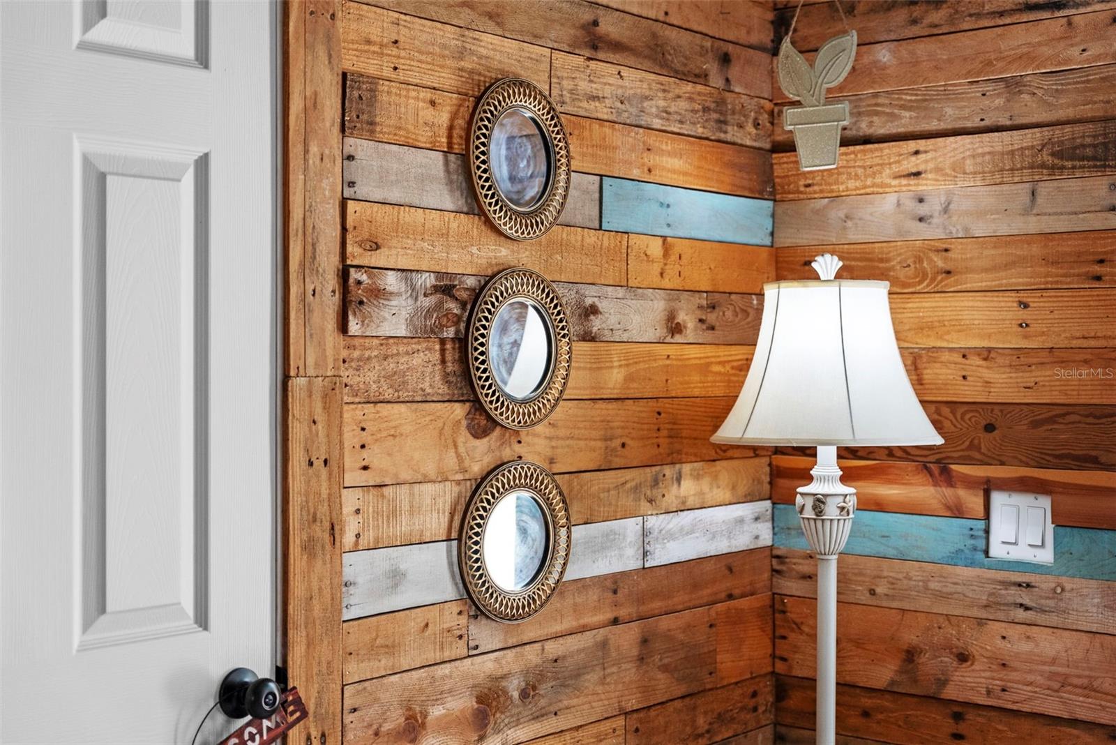 TUCKERS SUB - Residential