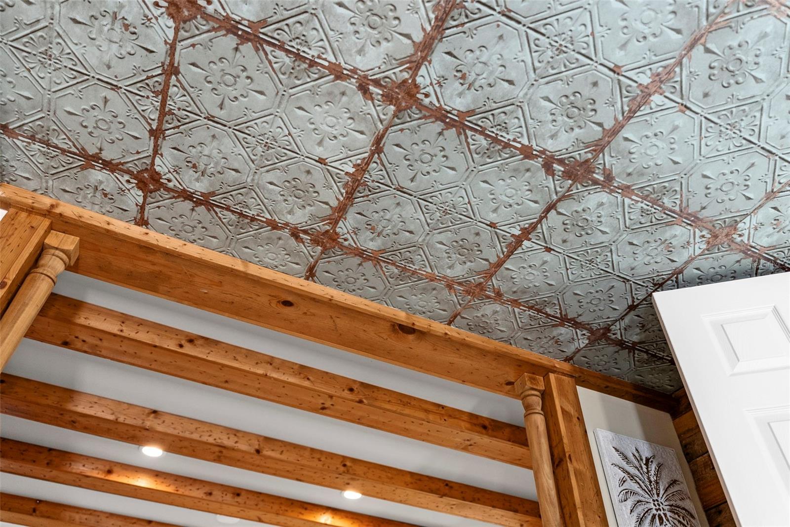 TUCKERS SUB - Residential