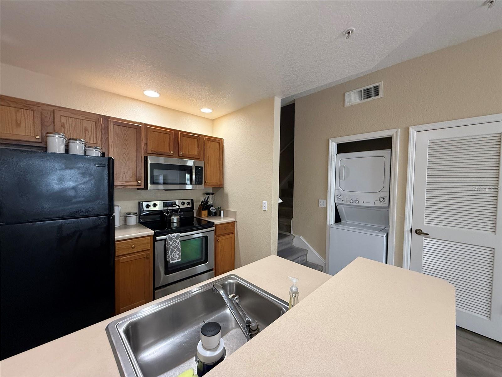 VENETIAN BAY VILLAGE CONDO PH 3 - Residential