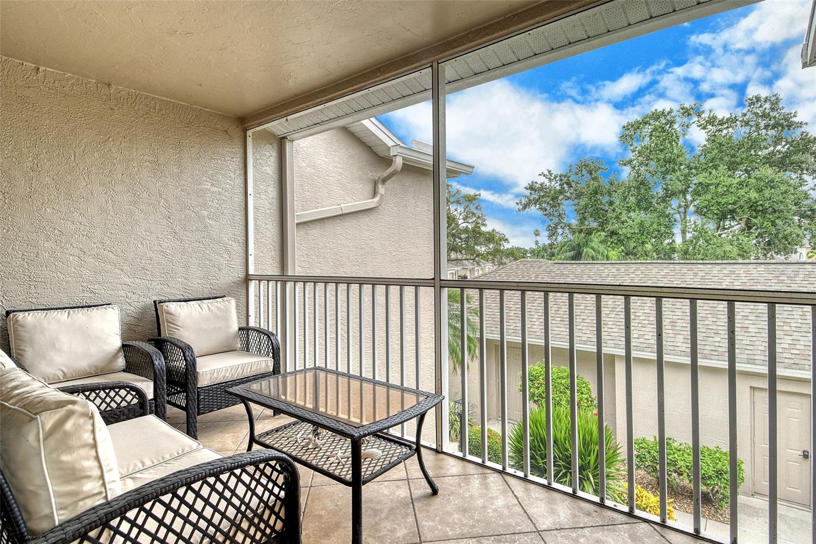 STONEYBROOK VERANDA GREENS 1 - Residential