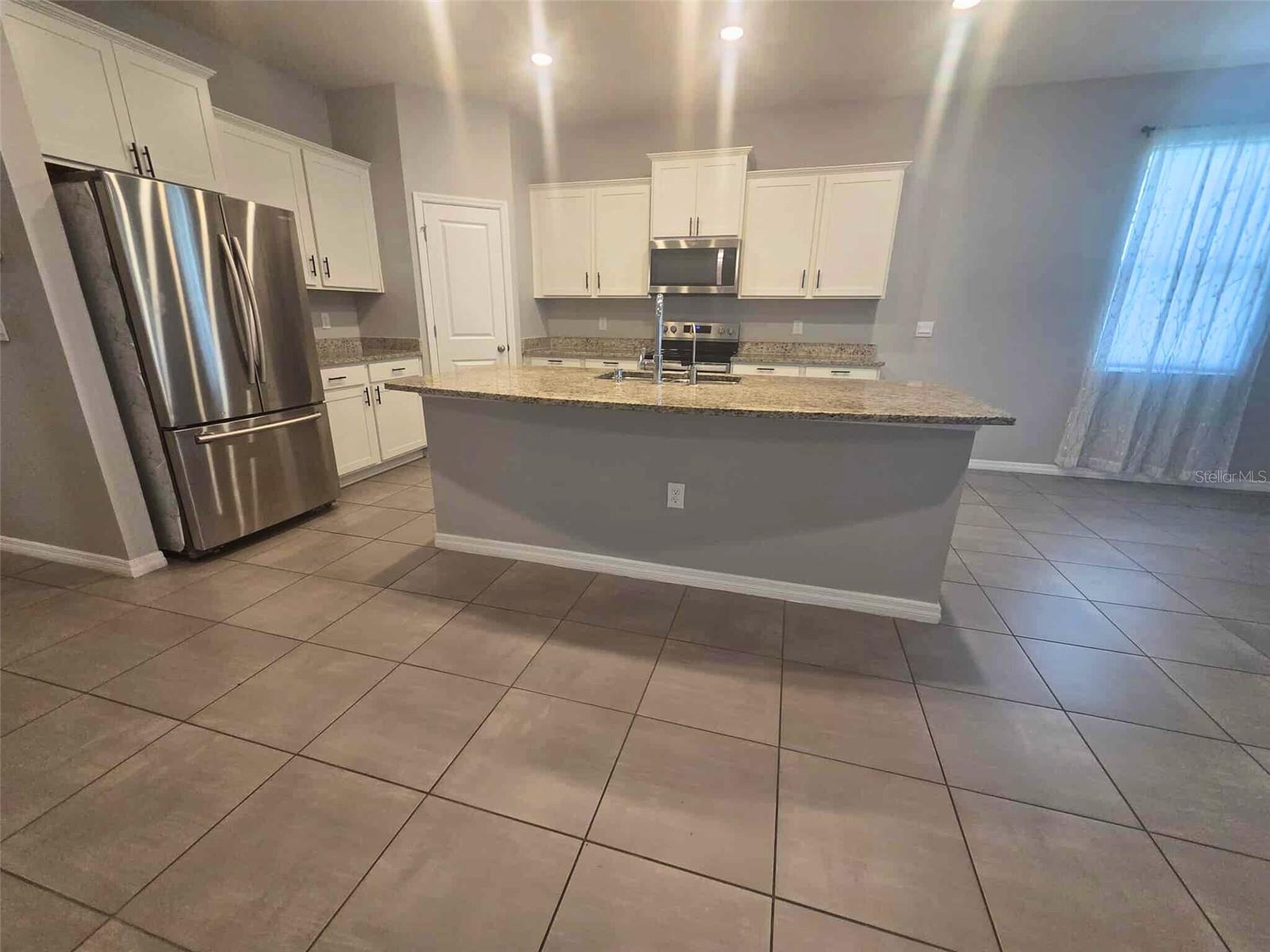 EVERGREEN ESTATES - Residential Lease
