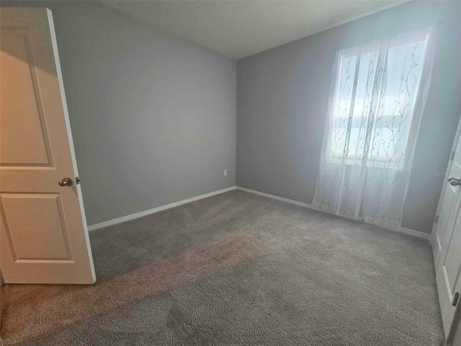EVERGREEN ESTATES - Residential Lease