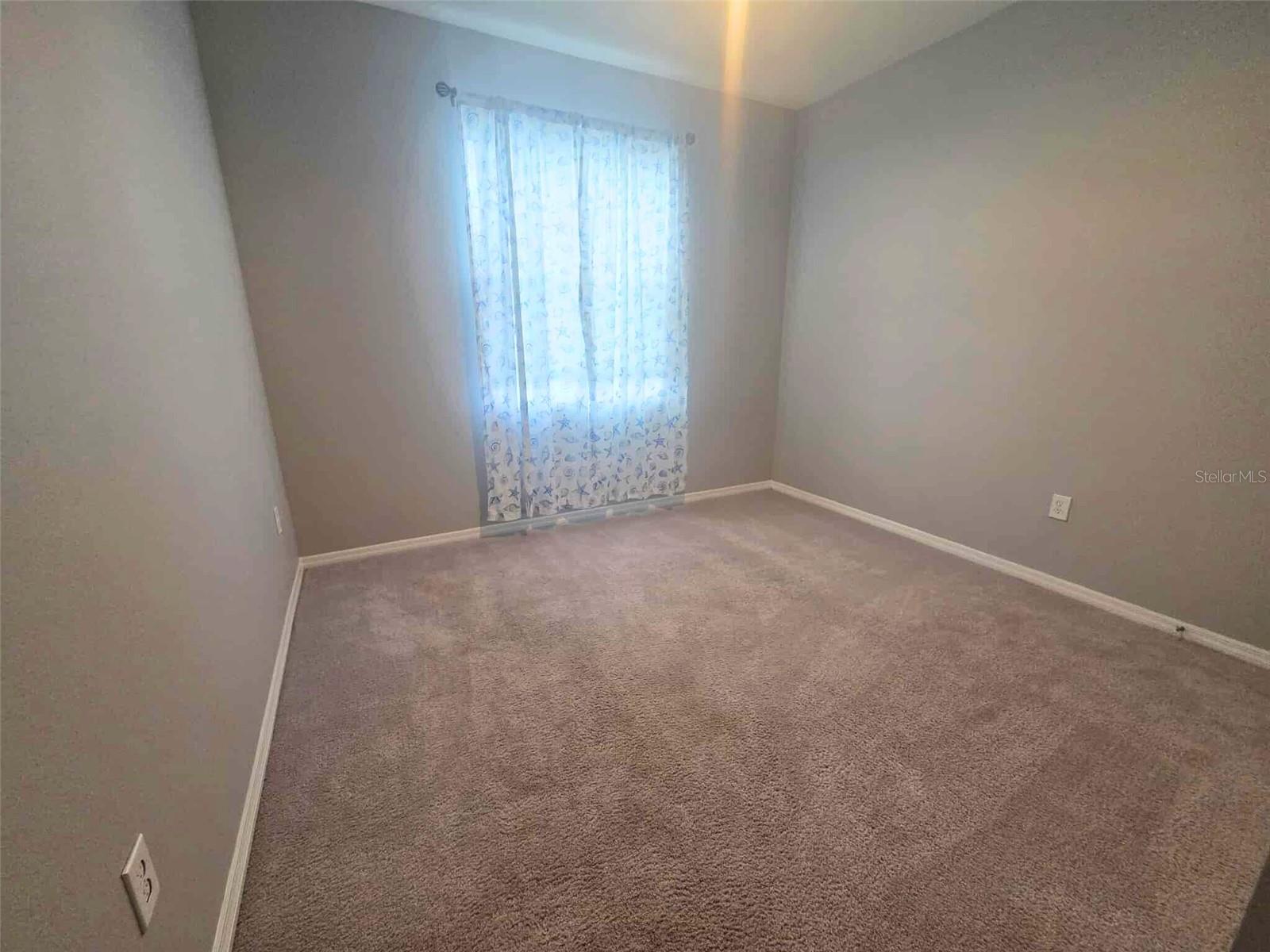 EVERGREEN ESTATES - Residential Lease