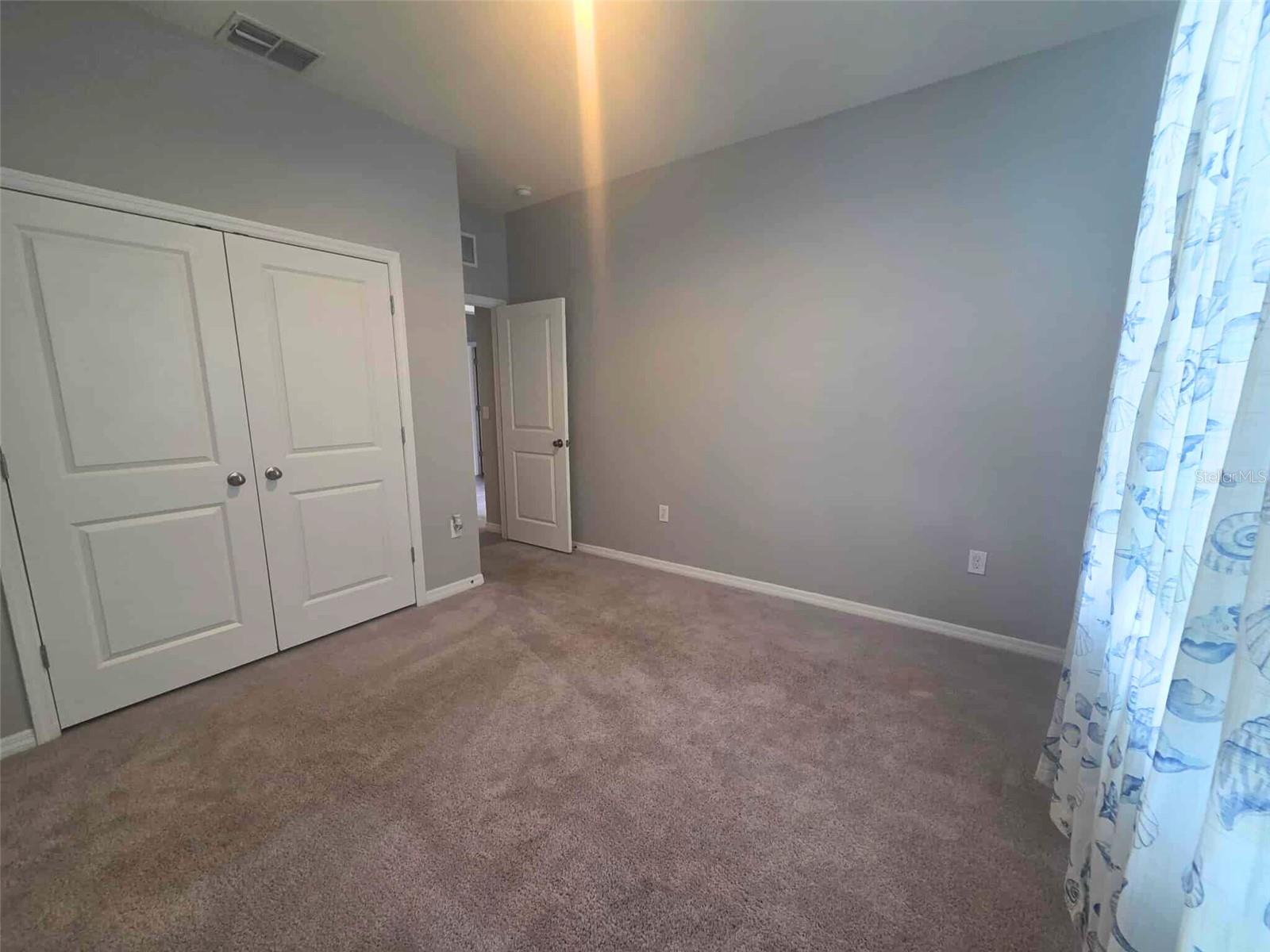 EVERGREEN ESTATES - Residential Lease